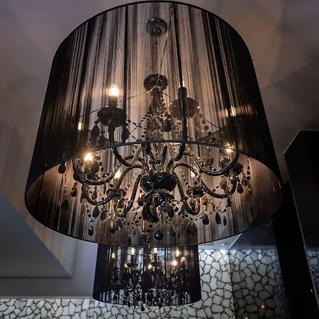 酒店 Unique Pearl 4*