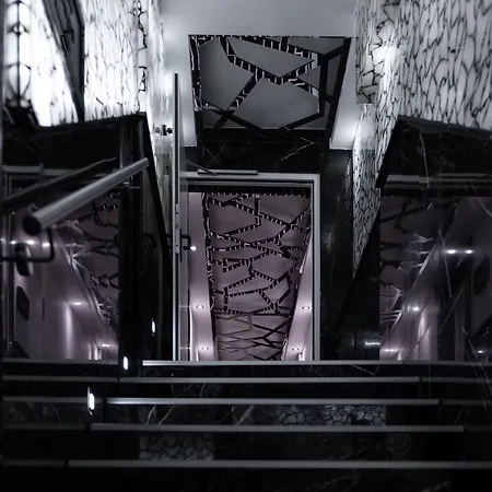 Unique Pearl 多特蒙德