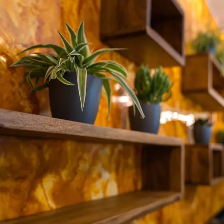 Unique Pearl Отель
