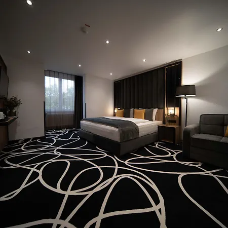 Unique Pearl 4* Dortmund