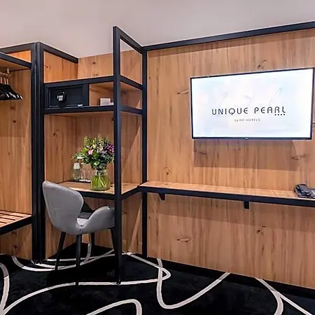 Unique Pearl מלון 4*