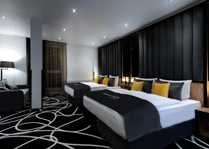 Unique Pearl Hotel 4*